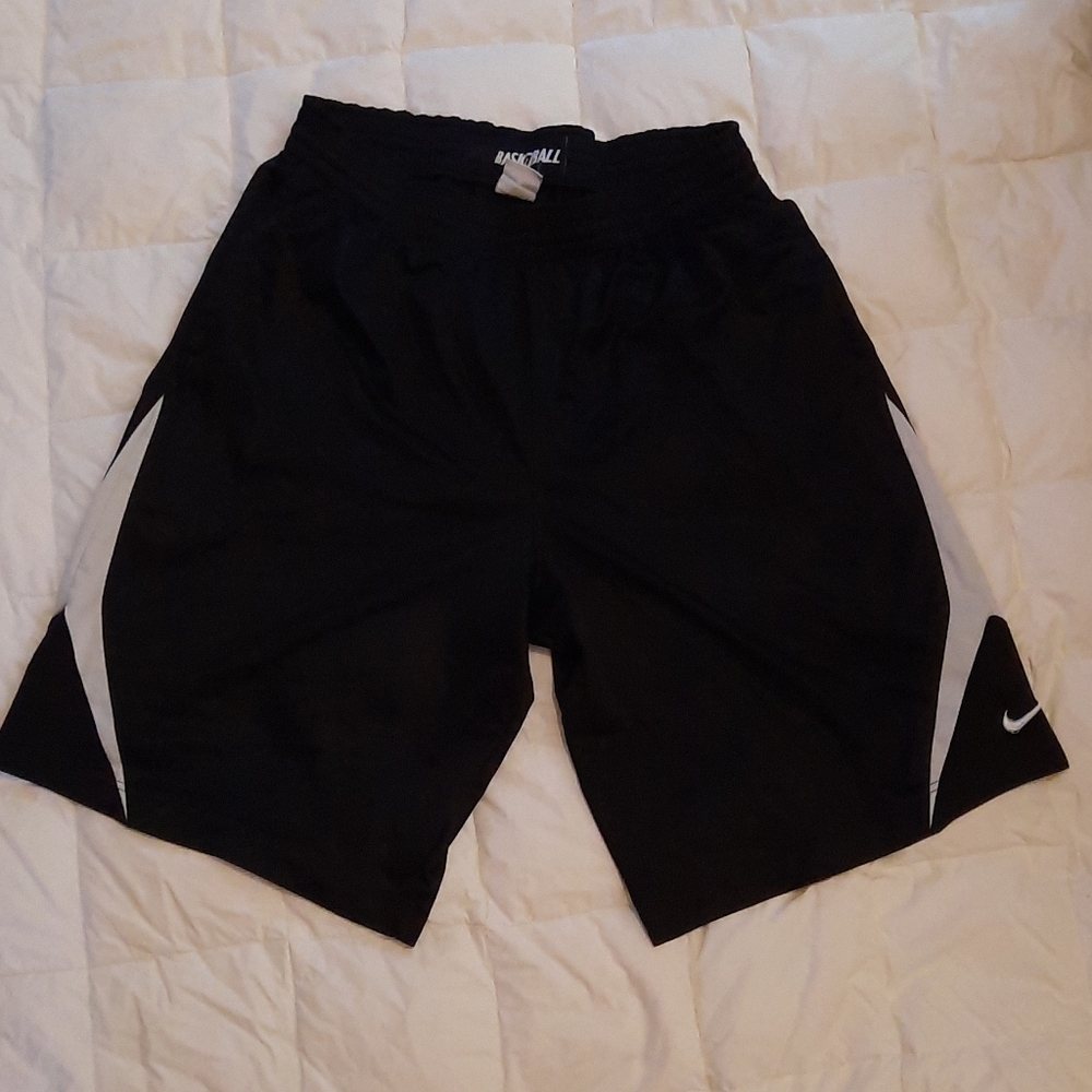 Nike Basketball Athletic Shortd